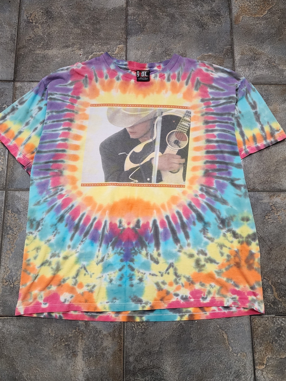 Vintage 1999 Dwight Yoakham Men's 2XL Giant Tie Dye Country Singer Tour T Shirt
